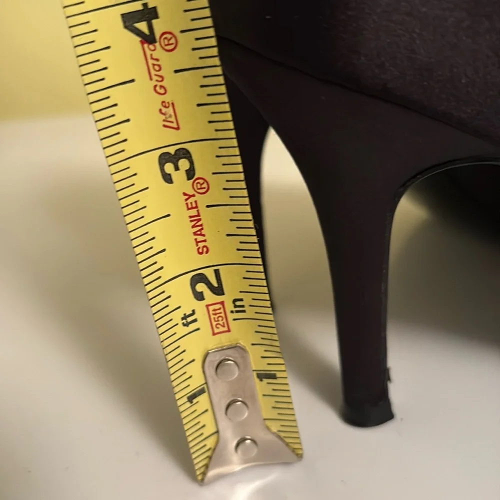 Tahari Sloan Black Satin Peep Toe Heels Size 9.5